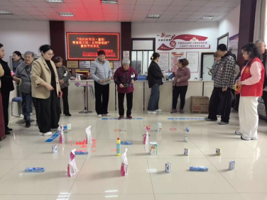 高新區三和鎮泉山湖社區婦聯(lián)開(kāi)展“弘揚孝親敬老美德 共建老年友好社會(huì )”主題活動(dòng)